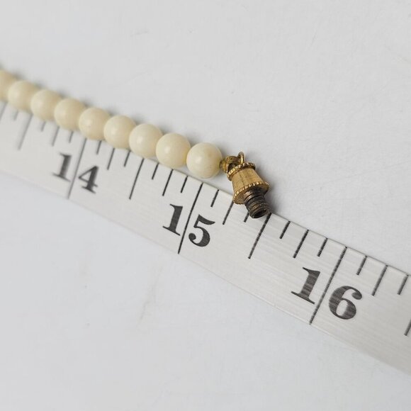 Vintage Handcrafted Beaded Necklace With Green Floral Accents Cream Beads - Picture 6 of 6